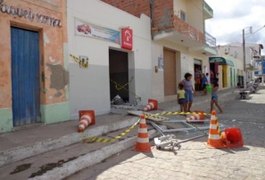 Bando armado cerca GPM e explode caixas eletrônicos de banco em Pariconha