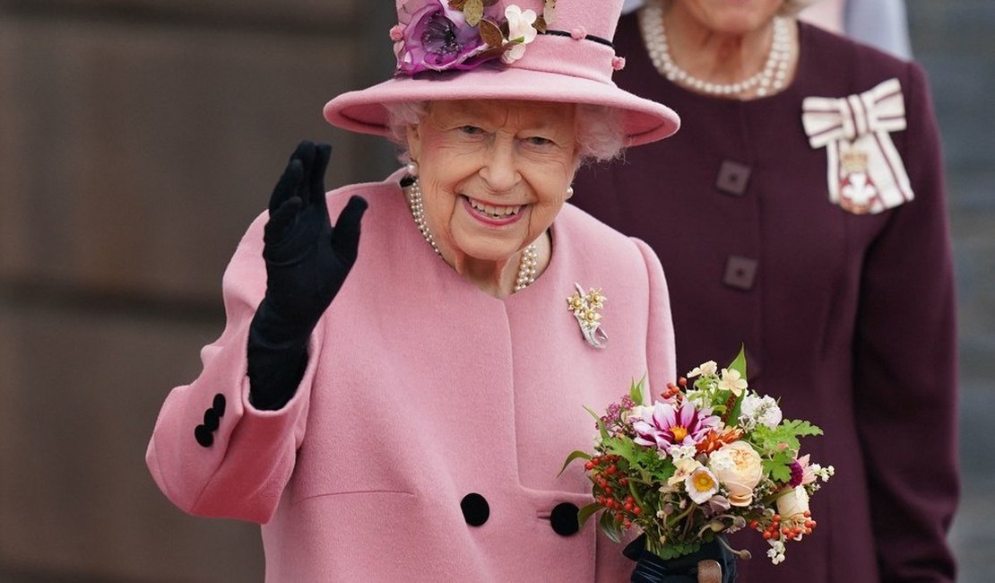 Governo federal decreta luto oficial de três dias por morte da Rainha Elizabeth II