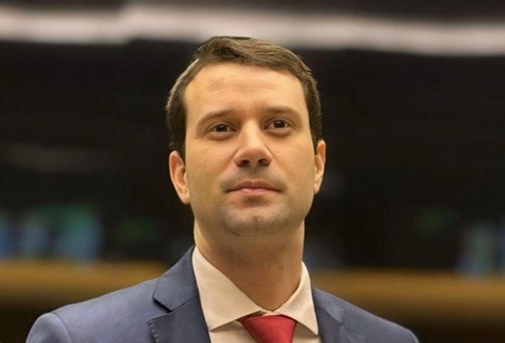 Deputado chama misoginia de 'doença social' e quer medidas mais duras contra violência de gênero