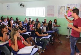 Governo de AL garante piso salarial a professores instituído pelo Ministério da Educação