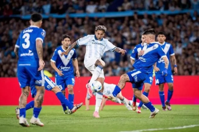 Racing ganha novamente do Vélez Sarsfield e está na semifinal da Libertadores