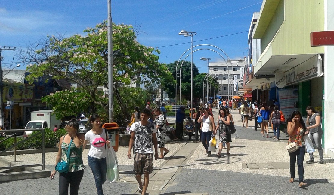 Procon Arapiraca realiza pesquisa de preço para o Dia dos Pais
