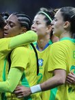Seleção feminina encara Estados Unidos esta noite em São Paulo
