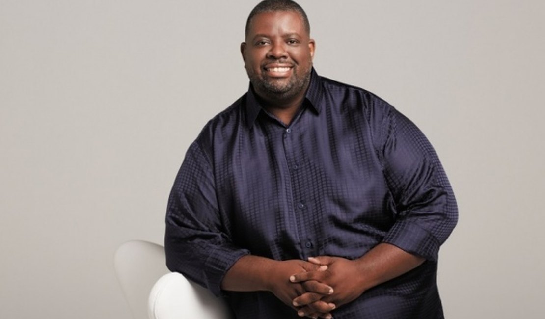 Pagodeiro Péricles é internado em São Paulo e passa por cirurgia