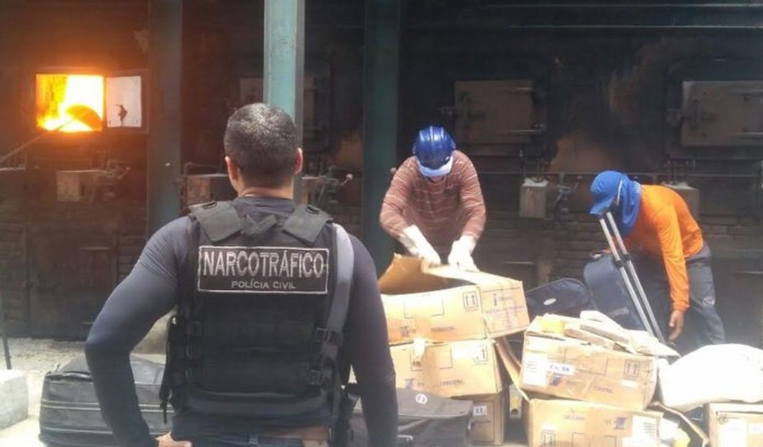 SSP incinera quase três toneladas de drogas apreendidas em Alagoas