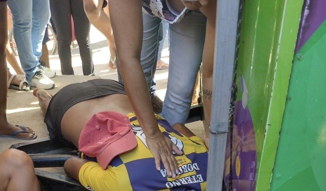 Vídeo mostra homem sendo morto com disparos de arma de fogo no interior de Alagoas