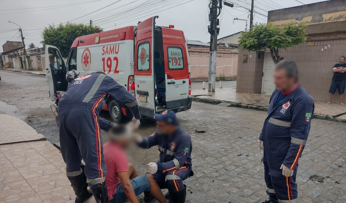 Motociclista fica ferido após acidente com van em Arapiraca