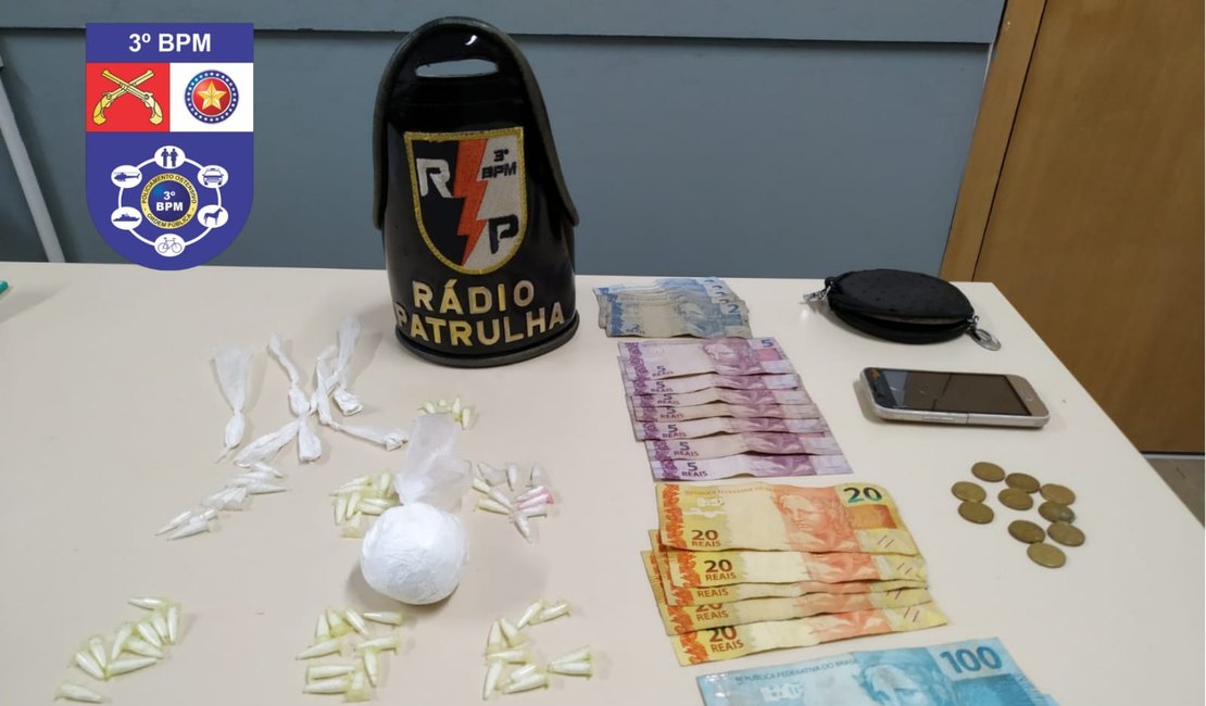 Homem é preso com dezenas de pinos de cocaína no Brisa do Lago