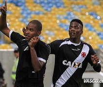 Com polêmica, Vasco derrota o Cruzeiro por 2 a 1 no Maracanã