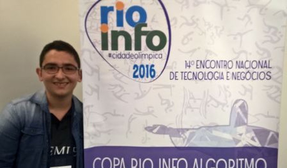 Jovem arapiraquense é campeão brasileiro da Copa Rio de Informática