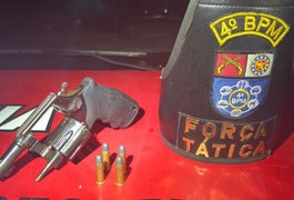 Força Tática do 4º BPM apreende arma de fogo após perseguição em Maceió