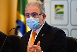 Saúde suspende vacinação de gestantes com AstraZeneca