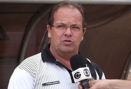 Ex-técnico do ASA é internado por complicações da Covid-19, em Minas Gerais