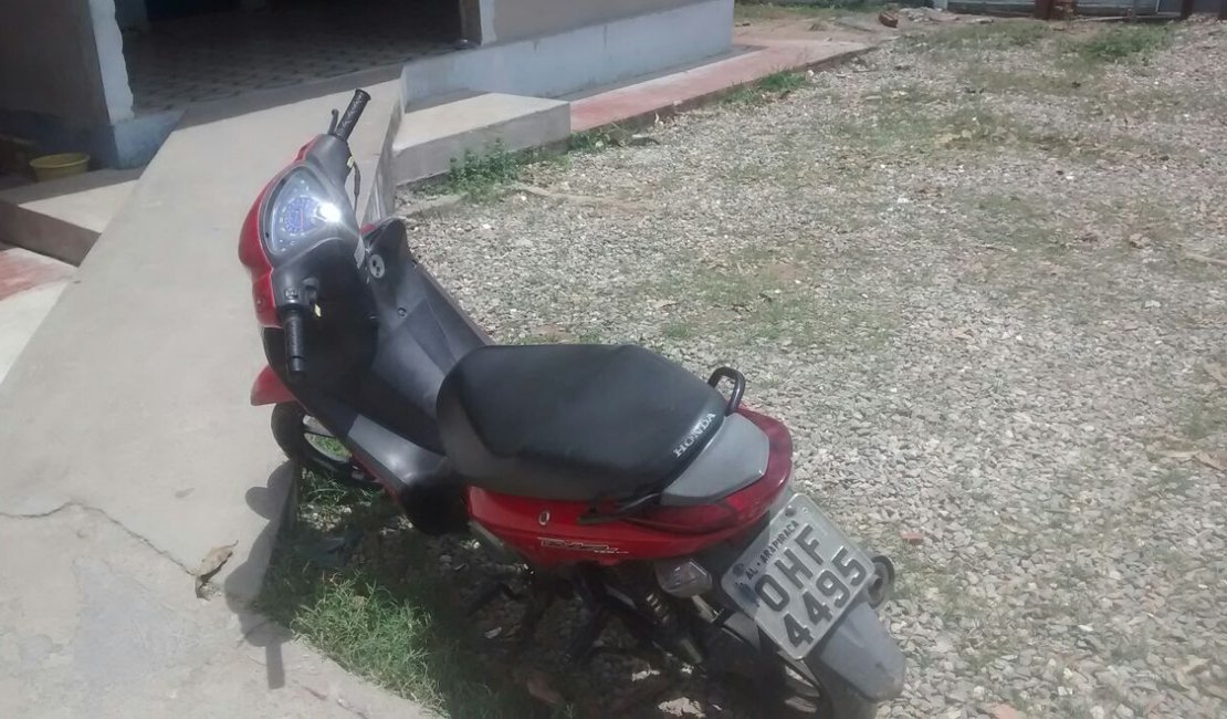 PM recupera motocicleta roubada minutos depois do crime em Arapiraca