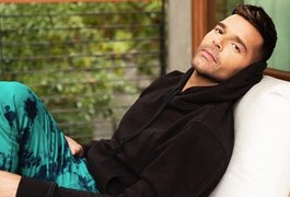 Sobrinho acusa Ricky Martin de incesto e violência doméstica