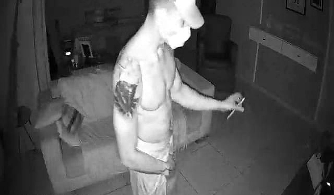 Homem escala prédio e rouba celulares em apartamento em Maceió