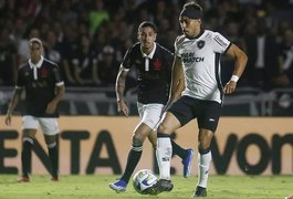 Vasco vence o Botafogo por 1 a 0 e deixa a zona do rebaixamento