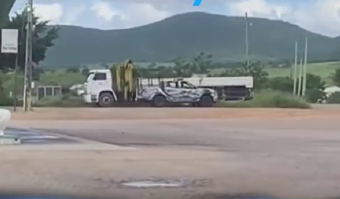 Perseguição e troca de tiros terminam com suspeito de tráfico preso em Estrela de Alagoas