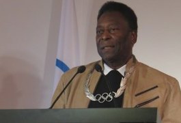 Pelé pede para Messi mudar de ideia e não abandonar a seleção da Argentina