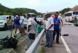Motociclista morre em grave acidente na AL-101, na Barra de São Miguel