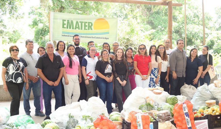 PAA distribui cinco toneladas de alimentos produzidos na zona rural de Penedo