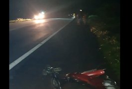 Colisão entre carro e cinquentinha deixa homem morto na BR-423, em Inhapi