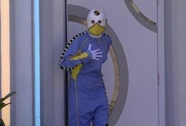 Dummie entra, mas brothers não caem em trollagem de Boninho