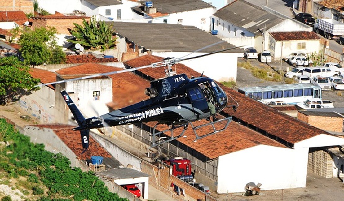 Governo entrega dois helicópteros e um hangar às forças de Segurança Pública