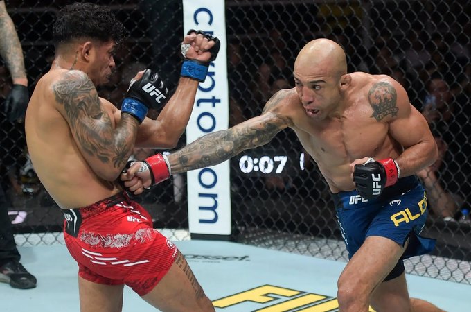 José Aldo brilha e vence Jonathan Martinez em seu retorno ao octógano no UFC