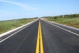 Governo garante entrega de rodovia que liga Craíbas a Arapiraca para o 1º semestre de 2016