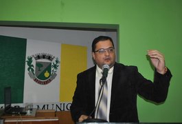 Vereador cobra melhoria na iluminação pública da AL 220, em Arapiraca