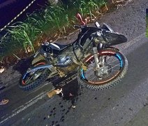 Menina de 9 anos morre em acidente de moto em frente à UFAL, na AL-115