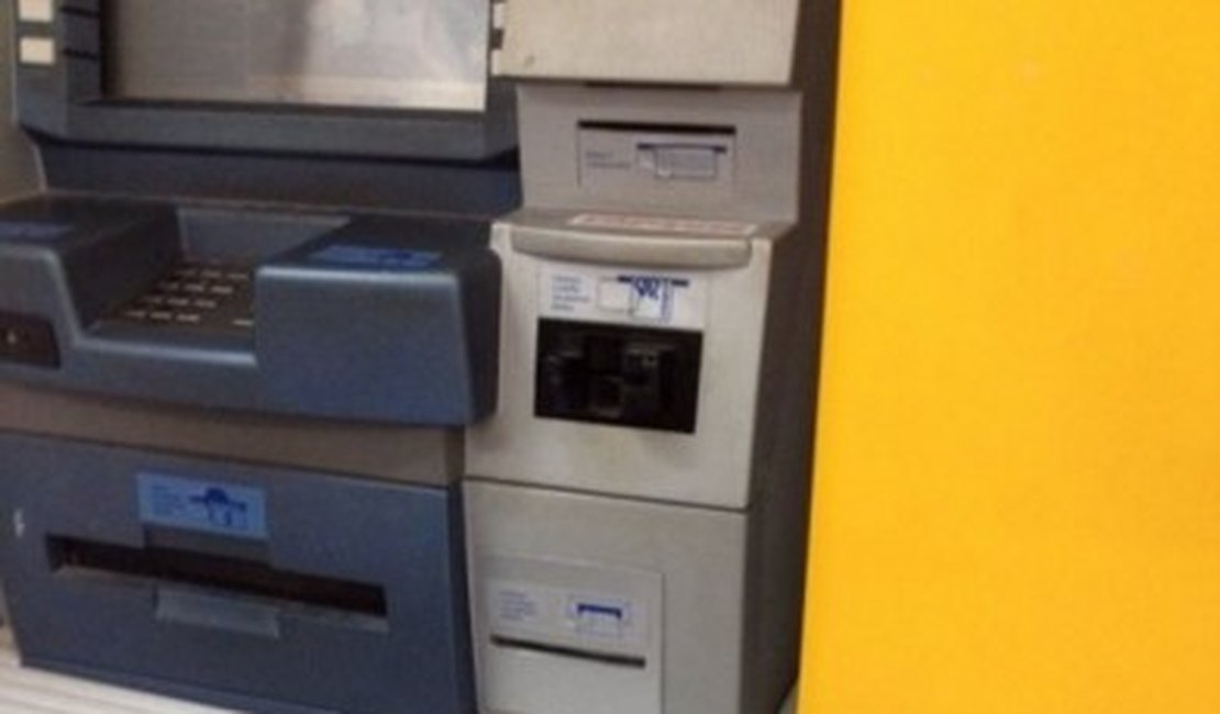 Cliente localiza 'chupa-cabra' no Banco do Brasil de Penedo