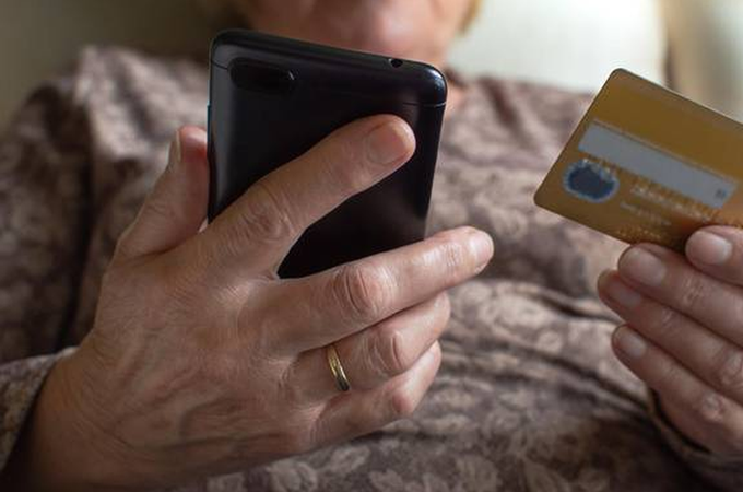 Falsa correspondente bancária é presa por aplicar golpes de empréstimos em idosos no Agreste de Alagoas