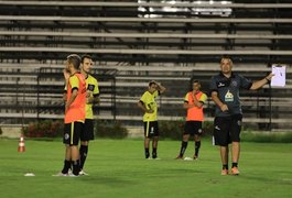 Com 20 atletas, técnico Paulo Foiani convoca o elenco para o confronto contra o ABC