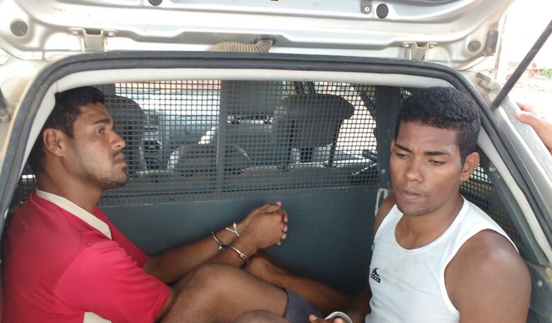 PM prende dupla tentando vender moto clonada em Traipu