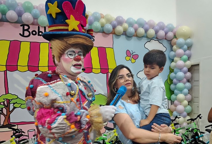 Prefeitura de Jaramataia realiza festa para as crianças do município