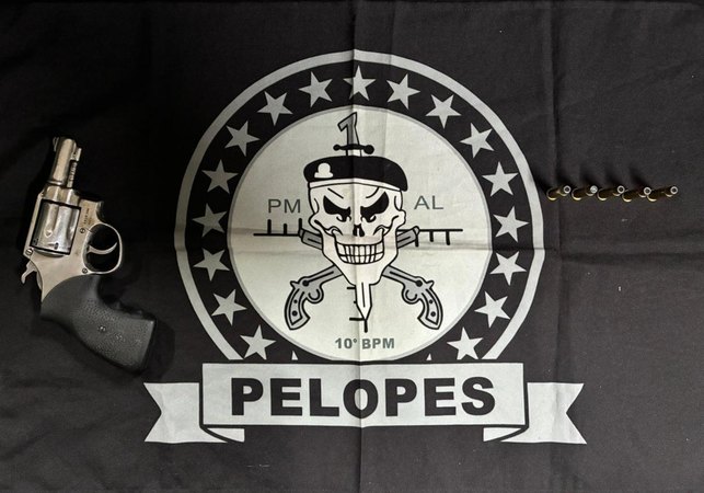 PM-AL prende homem por porte ilegal de arma e recupera motocicleta furtada no Agreste