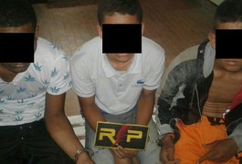 Suspeitos de assaltar estabelecimento comercial, menores são apreendidos com motos roubadas