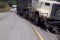 Motorista morre após colisão frontal entre carro e carreta na BR-101, em São Miguel dos Campos