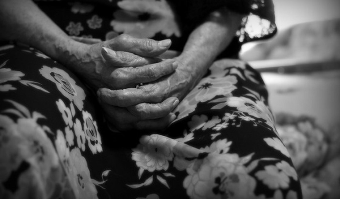 Idosa de 75 anos é agredida por adolescente com pedaço de telha, em Craíbas
