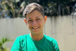Cantor Rodriguinho Feitosa morre aos 17 anos após sofrer parada cardiorrespiratória