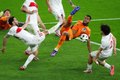 De virada, Holanda vence a Turquia por 2 a 1 e enfrenta a Inglaterra na semifinal da Eurocopa