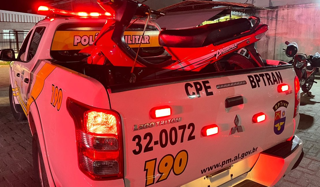 BPTran prende homem com motor de motocicleta roubada, durante blitz na parte alta de Maceió