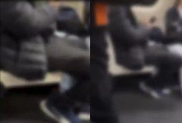 Homem é flagrado ‘se tocando’ dentro de metrô de SP