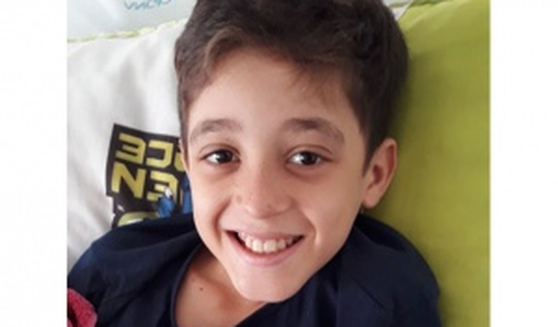 Menino de 11 anos com leucemia precisa de sangue O Positivo, em Maceió