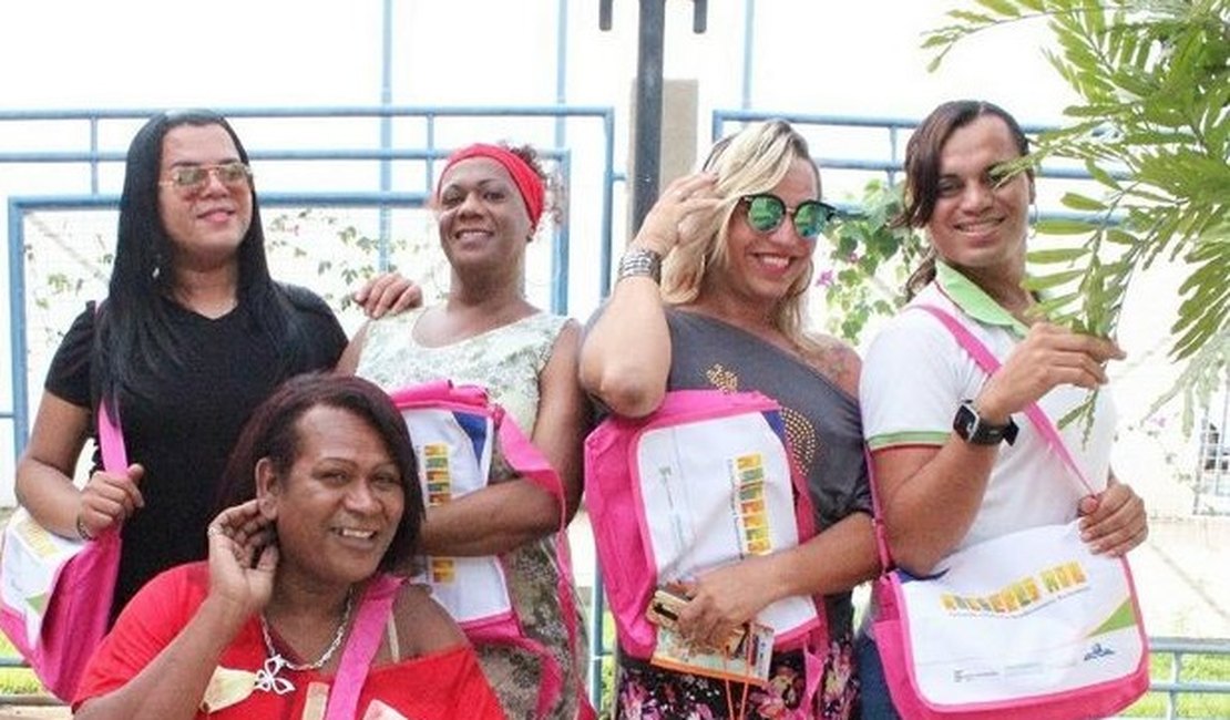 Pronatec Em Alagoas Formar Primeira Turma Com Mulheres Trans No Brasil