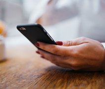 Hackers podem decifrar senhas a partir da maneira como você inclina o celular