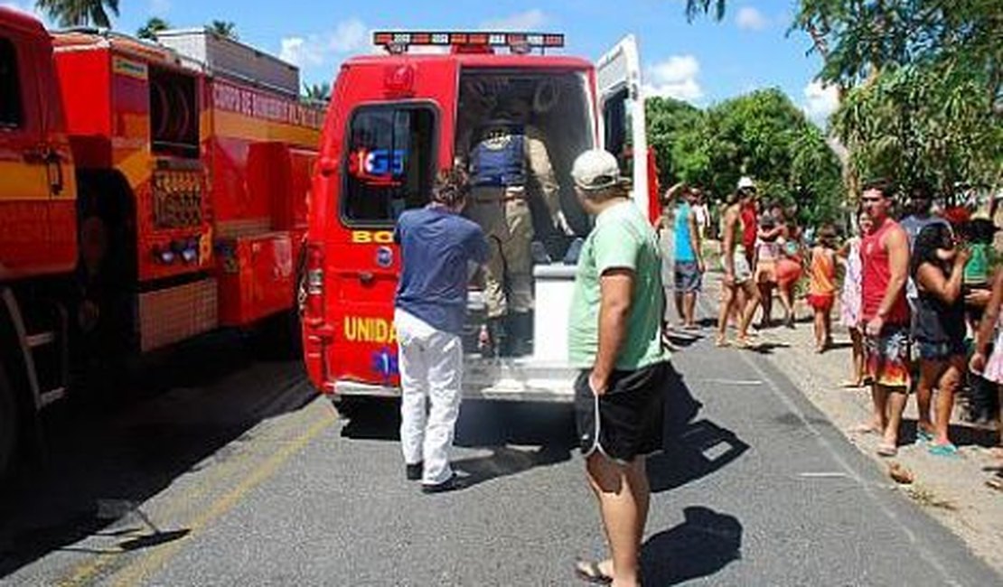 Acidente deixa dois mortos na BR-101 em Porto Real do Colégio