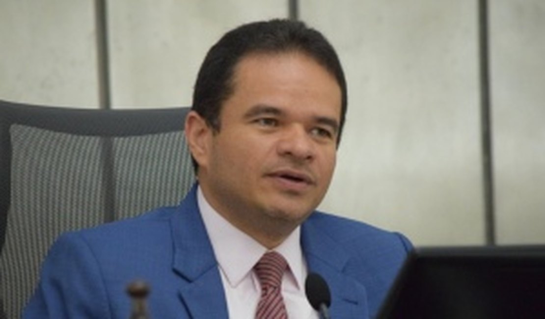 Presidente da ALE, Marcelo Victor assume o governo de Alagoas